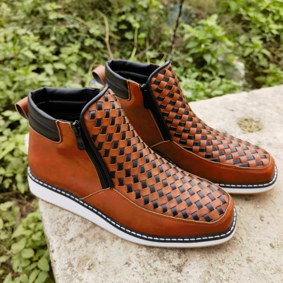 Sepatu Pria Trendi dengan Rits - Mens Fashion Trend 2026 ulasan dan harga